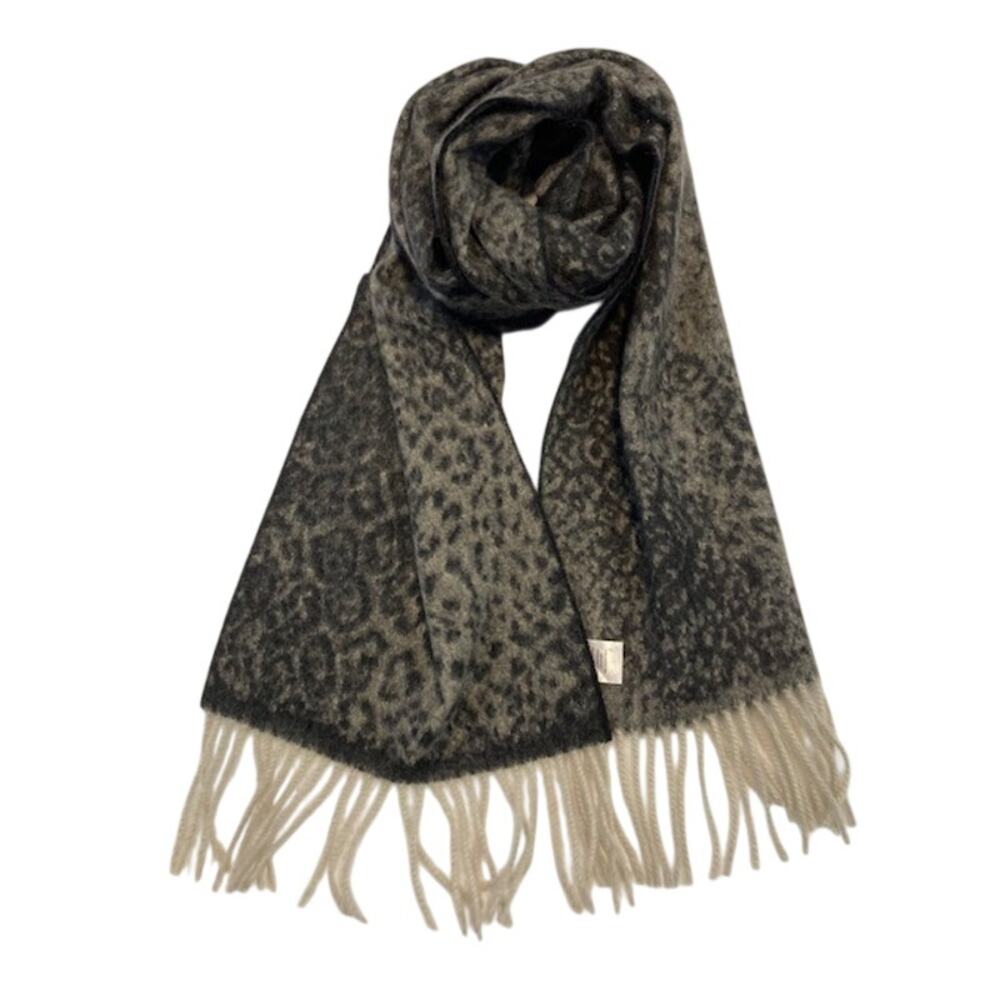 Nordstrom-Men's 100% Cashmere Scarf in a Animal Print NWOTS